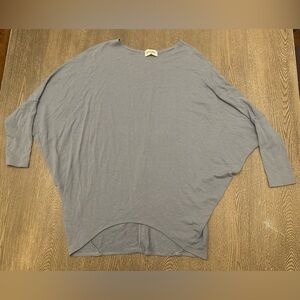 STORY DENIM BLUE COLORED LONG ALEEVE TUNIC TOP - Size Small SKU:579